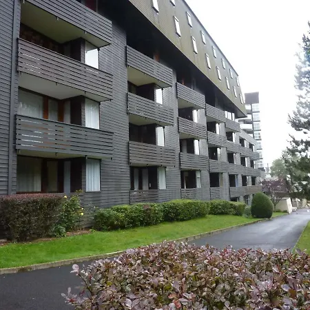 T2 Avec Balcon, Parking Privatif, Idealement Situe Au Mont-dore, Proche Centre Et Thermes - Fr-1-608-244 Le Mont-Dore